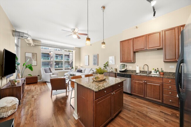 Foto del edificio - 901 W Madison St