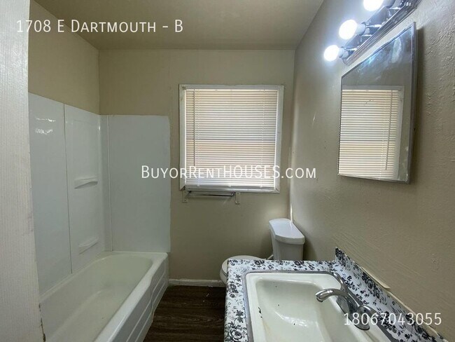 Building Photo - RENT is $695+ Pay $0 deposit at Move-In (S...