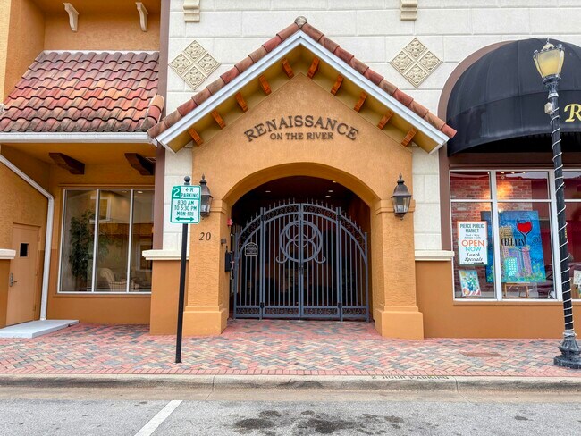 Foto del edificio - 20 Orange Ave