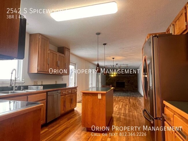 Foto del edificio - 2542 S Spicewood Ln