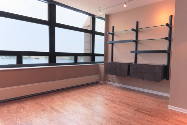 Foto del edificio - 680 N Lake Shore Dr