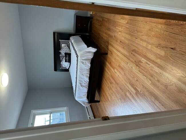 Building Photo - 10300 S Ave F