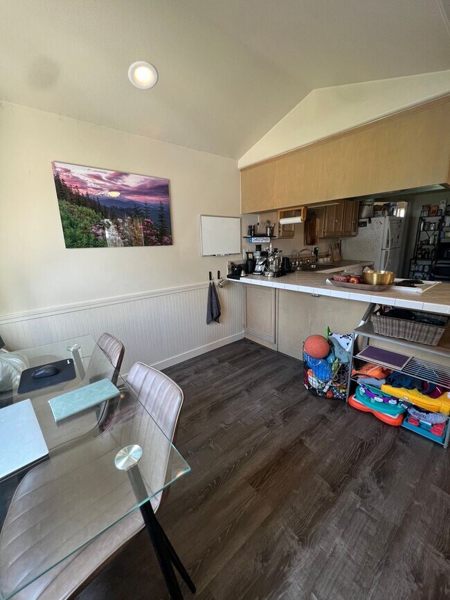 Foto del edificio - Midtown one bedroom condo
