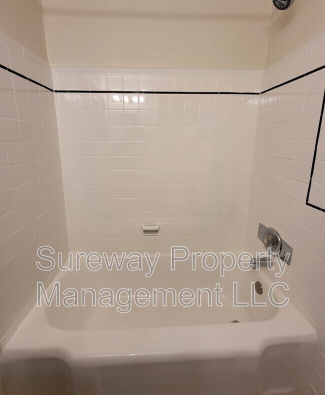 Foto del edificio - 846 Windermere Ave