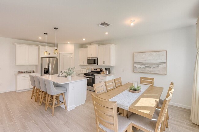 Foto del edificio - 14406 SW Skye Dr