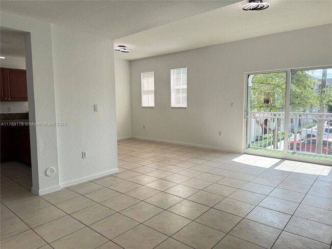Building Photo - 11102 NW 83rd St