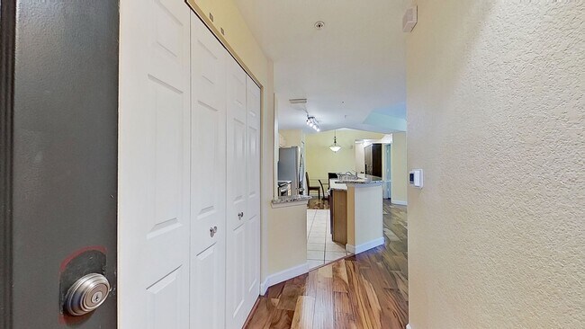 Foto del edificio - Stunning 2Bedroom Condo at VIlla San Marco!