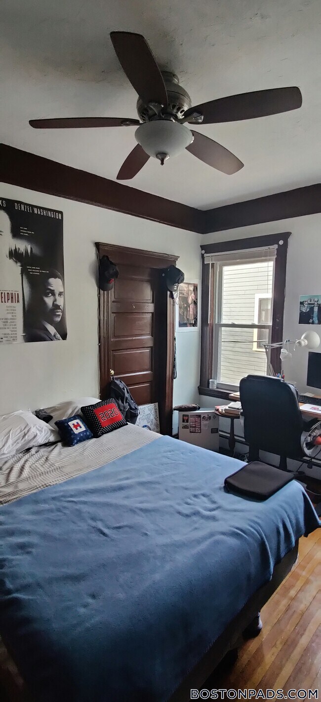 Foto del edificio - 122 Columbia St