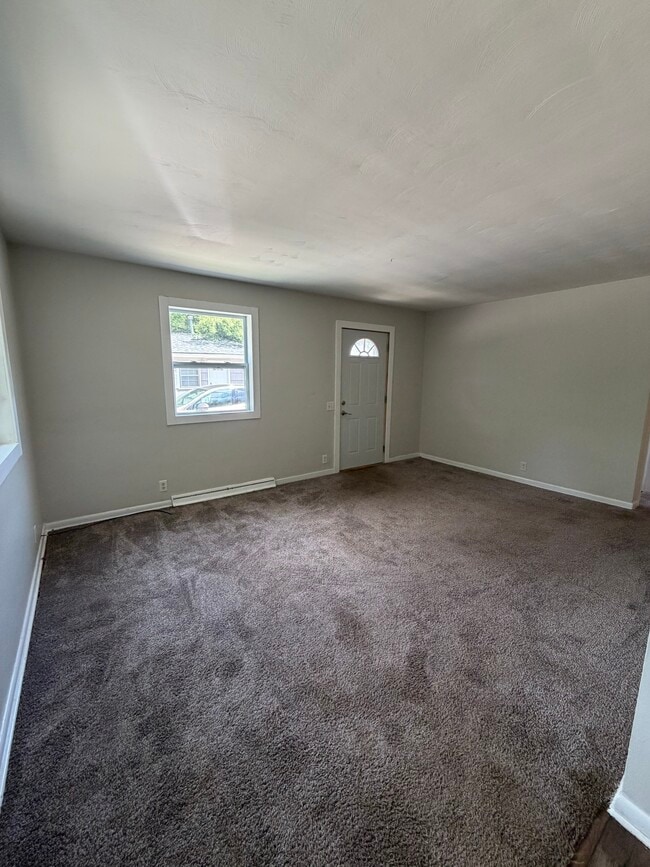 Building Photo - 2118 Ferrol St