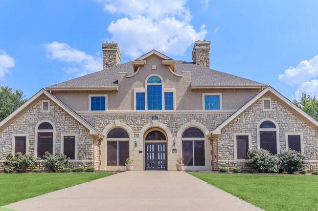 Building Photo - Rush Creek