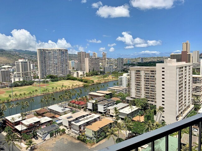 Foto del edificio - 1 Bedroom, 1 Bath Condo in the Heart of Waikiki – $2,600/month