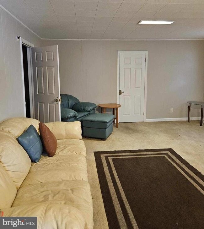 Foto del edificio - 185 Edge Ave