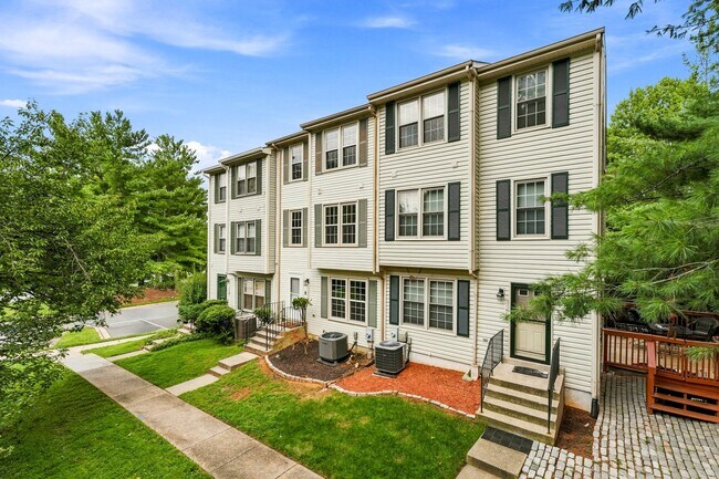 Foto del edificio - 11640 Pleasant Meadow Dr