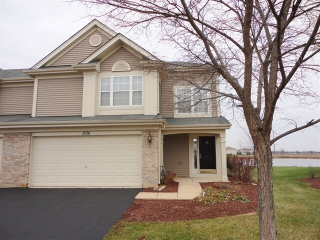 Primary Photo - 1836 Waverly Way