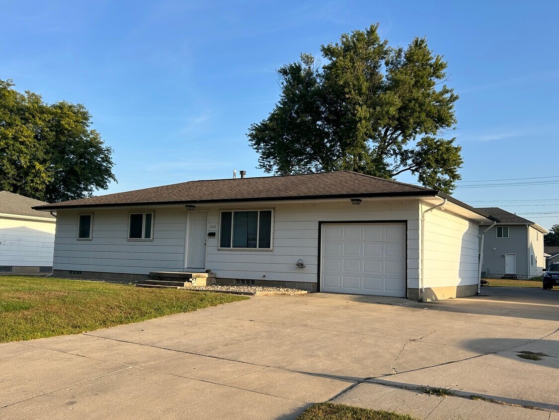 Foto principal - 1522 Starview Dr