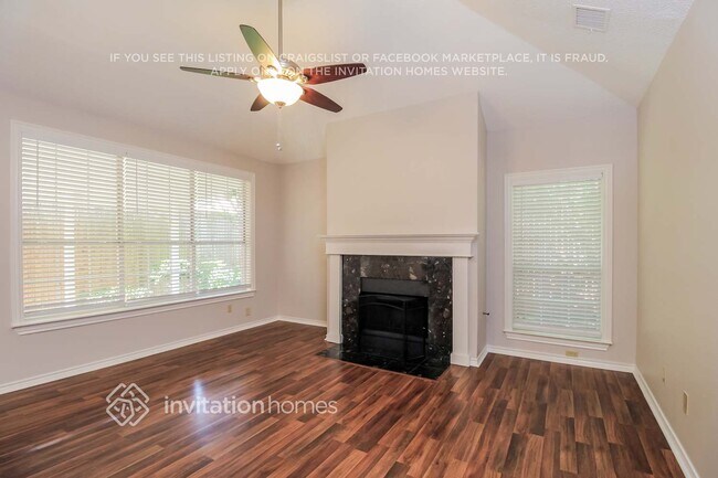 Foto del edificio - 18749 Vista Del Sol