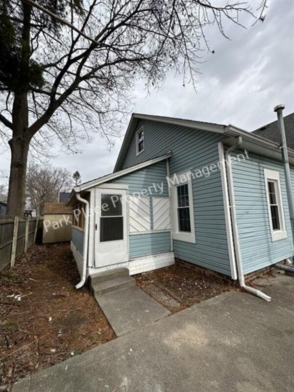 Foto principal - 150 Hurricane St