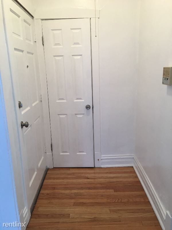 Building Photo - 340 S Homan Ave