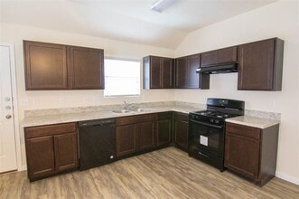Building Photo - 3924 Bonita Springs Dr