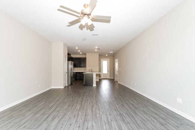 Building Photo - 1725 Party Pl, Fort Pierce, FL