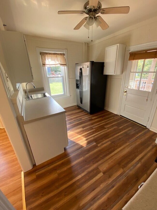 Foto del edificio - Three Bedroom in West Bethlehem