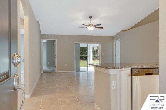 Building Photo - 53 Selma Trail
