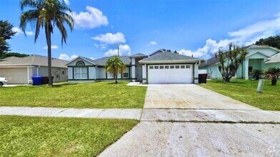 Building Photo - 2342 Queenswood Cir