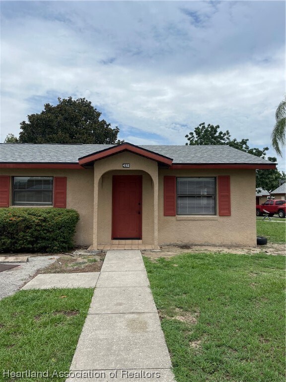 Primary Photo - 492 Las Palmas Cir