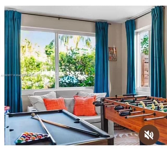 Building Photo - 1345 NE 14th Ave