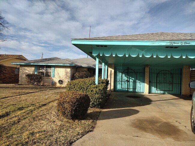 Foto del edificio - 1501 SW Monroe Ave