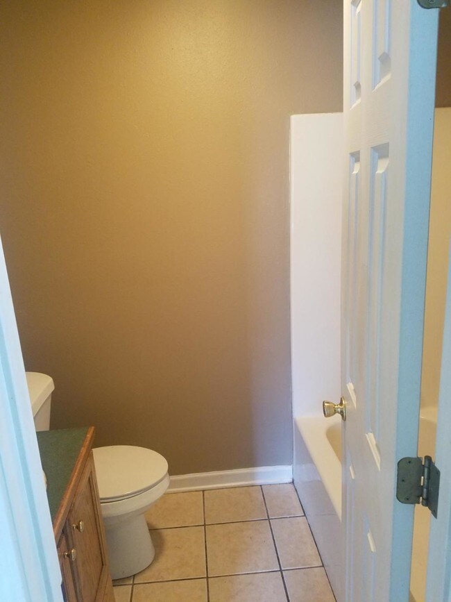 Building Photo - 506 Idlewild Dr