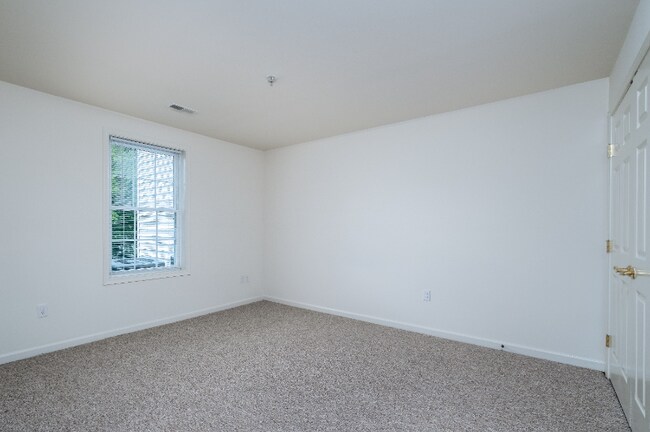 Foto del edificio - 305 College Manor Ave