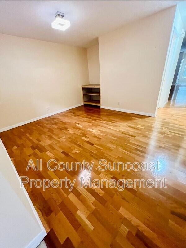 Foto del edificio - 3872 Mariner Dr