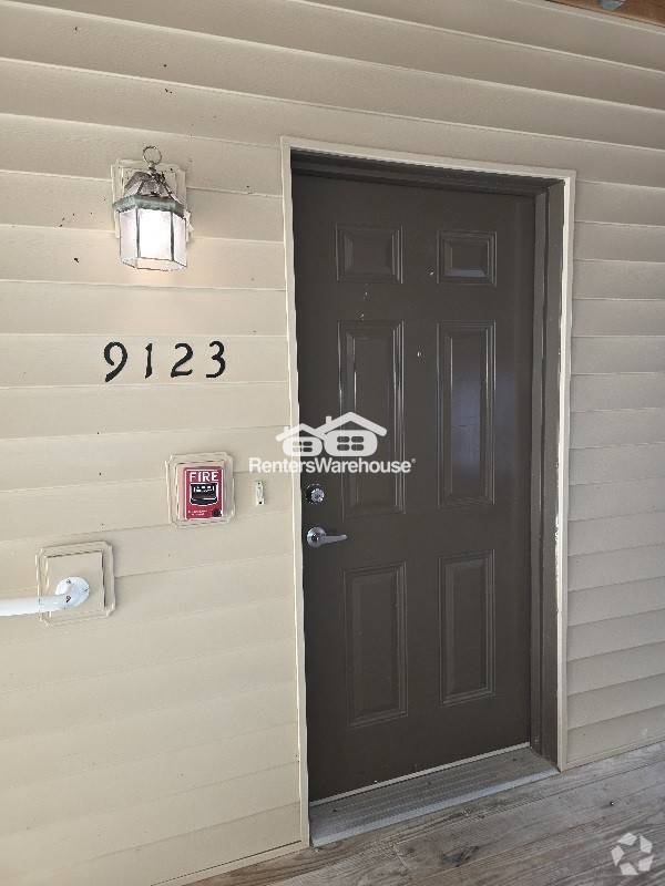Building Photo - 9123 Welsh Dr
