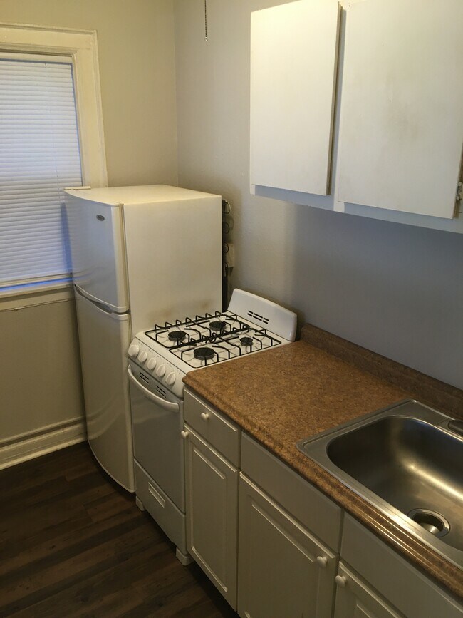 Spruce Place Apartments Apartments 1365 Spruce Pl Minneapolis, MN