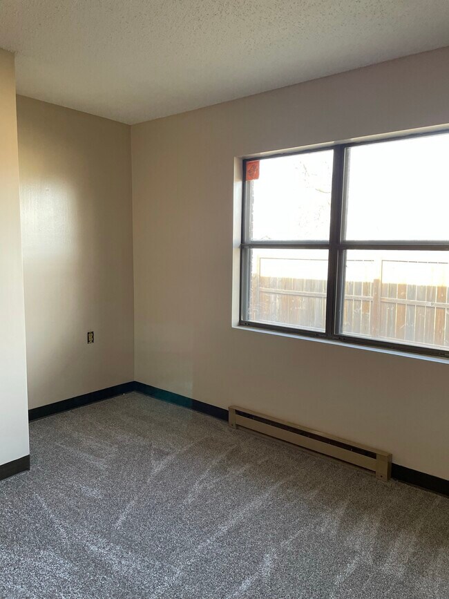 Foto del edificio - 440 N A St