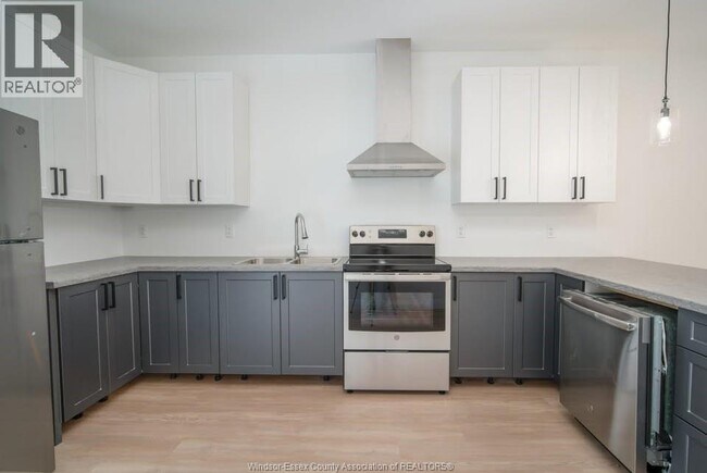 Photo du bâtiment - 1210 Laurendeau Ave