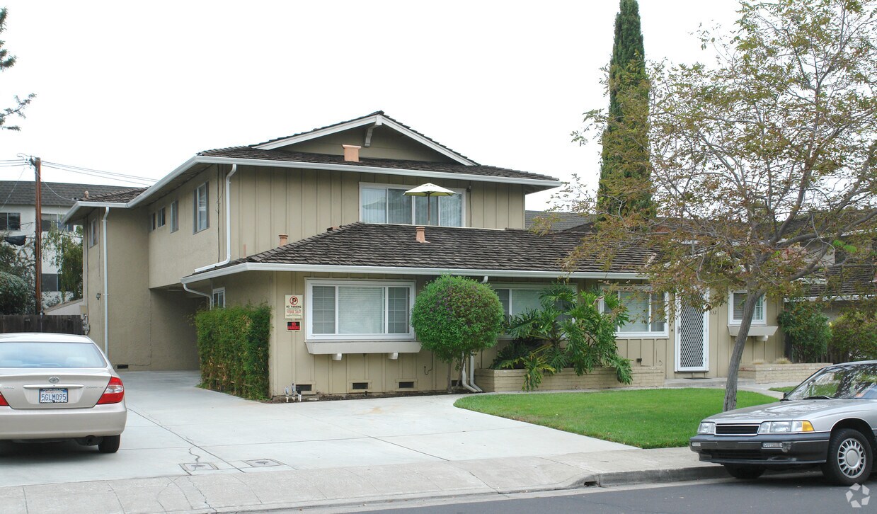 Foto principal - 332 Carriage Dr