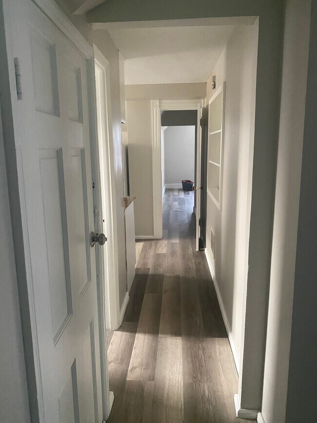 Long hallway - 24 Irving St