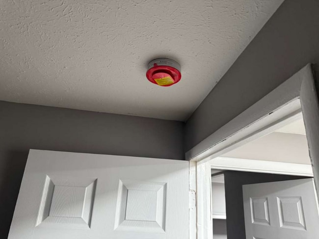 Foto del edificio - 13540 Superior Rd