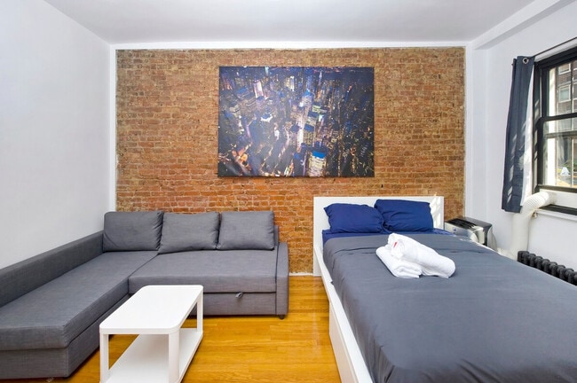 Foto del edificio - 1789 1st Ave