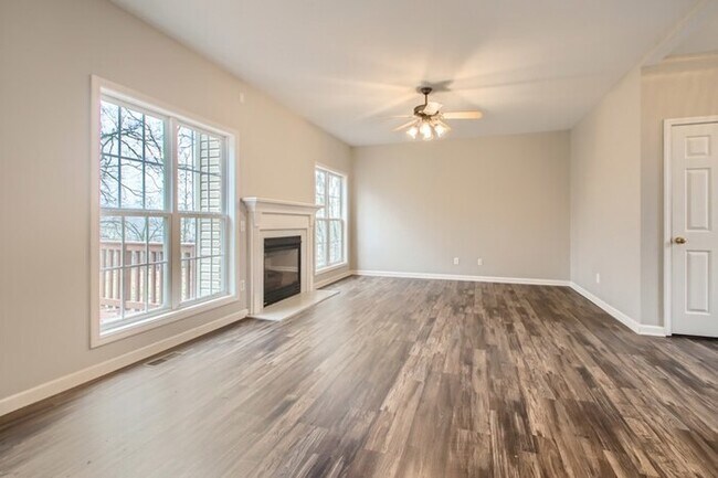 Foto del edificio - 1241 Andrew Donelson Drive, Hermitage, TN,...