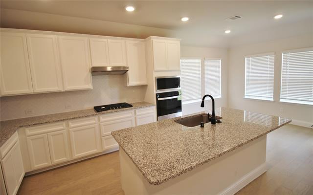 Foto del edificio - 1124 Longhorn Ln