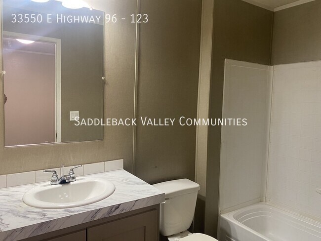 Foto del edificio - 33550 CO-96