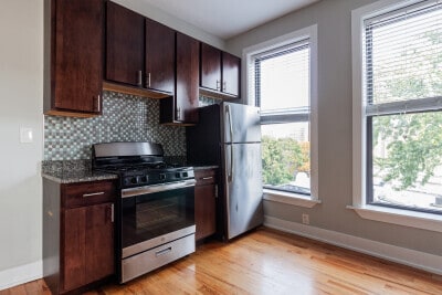 Foto del edificio - 625 W Oakdale Ave