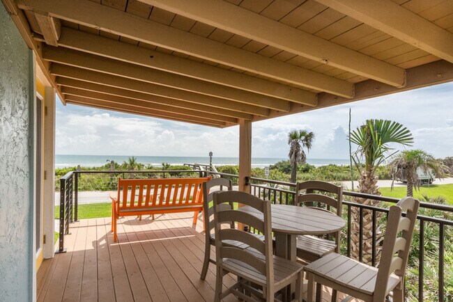 Building Photo - 6060S - Oceanfront Vacation Dream Home