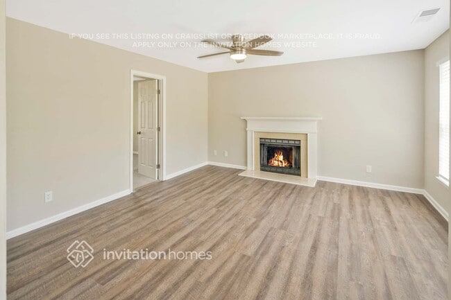 Building Photo - 9403 Fetlock Ct