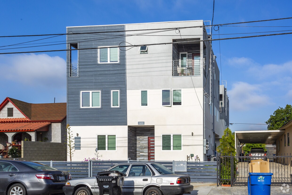 Foto del edificio - 1625 S New Hampshire Ave