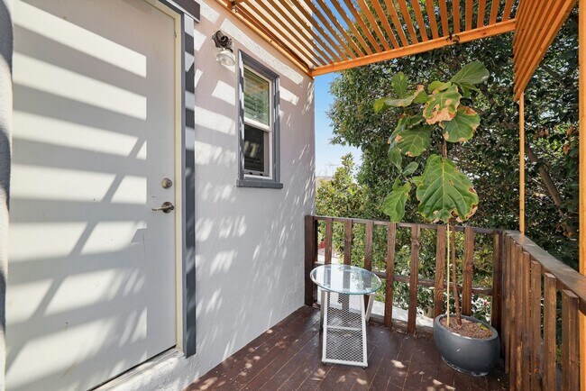 Foto del edificio - 249 Columbia Pl