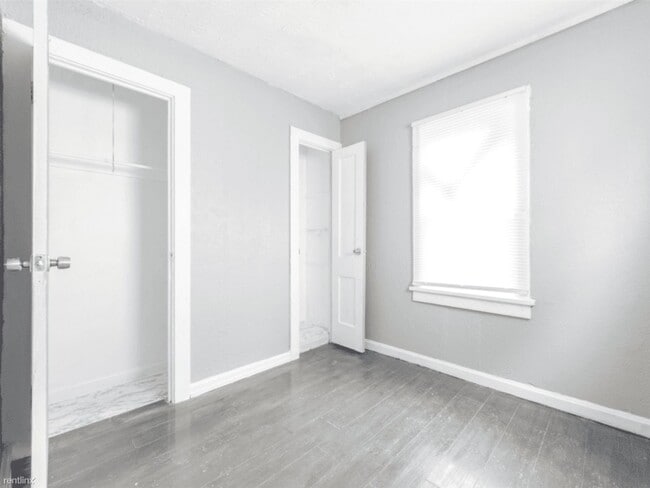 Building Photo - 2 br, 1 bath House - 3671 East 103rd Street